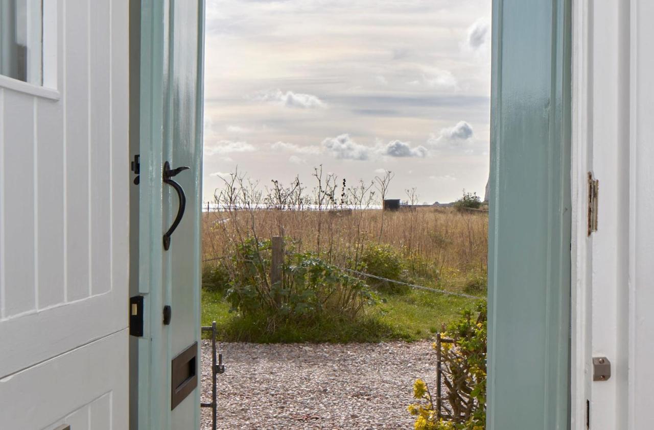 A Cool Coastal Retreat On Kingsdown Beach - The White House Villa เดล ภายนอก รูปภาพ