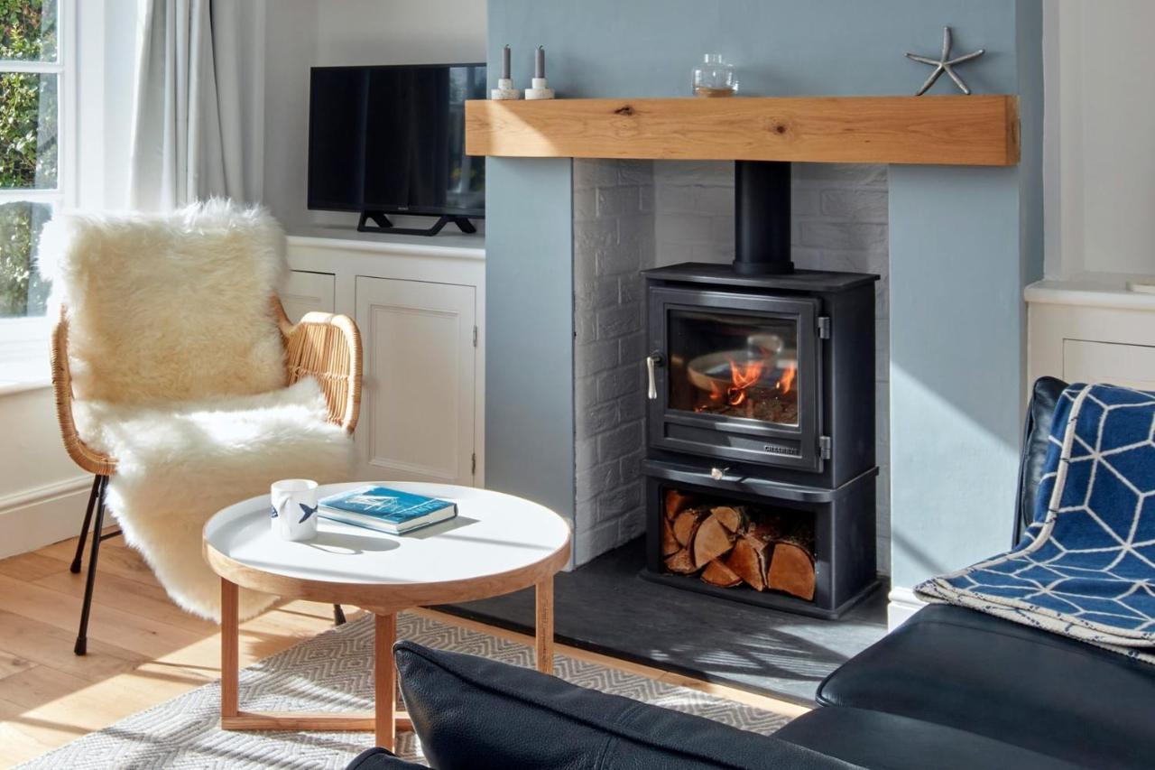 A Cool Coastal Retreat On Kingsdown Beach - The White House Villa เดล ภายนอก รูปภาพ