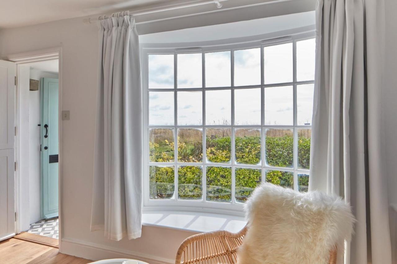 A Cool Coastal Retreat On Kingsdown Beach - The White House Villa เดล ภายนอก รูปภาพ